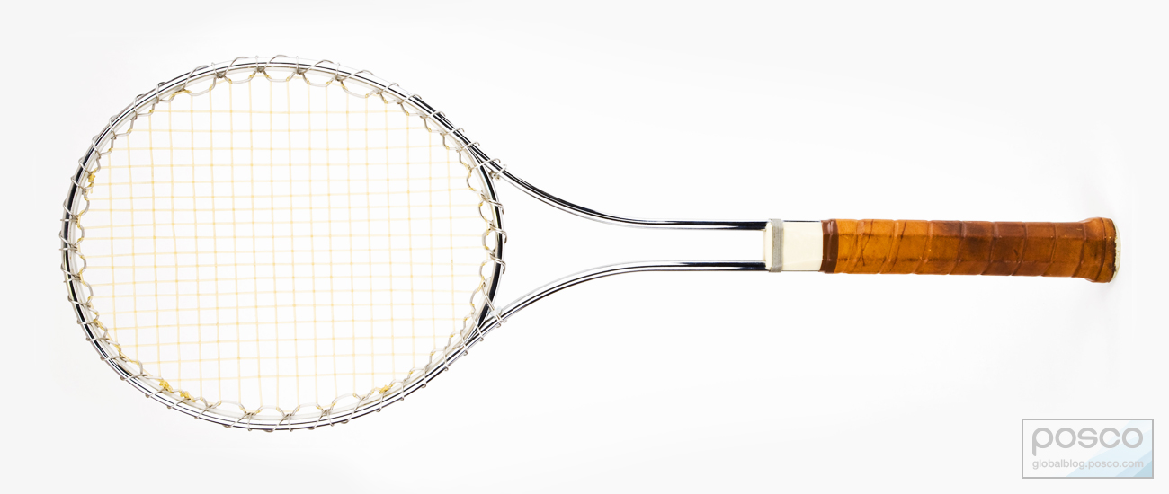 The Wilson T-2000 (above) revolutionized tennis with its iconic stainless steel design. Tennis pro Jimmy Connors used the racket until it went out of production, and Billie Jean King once said, “We made an absolute sensation of that racket.” 