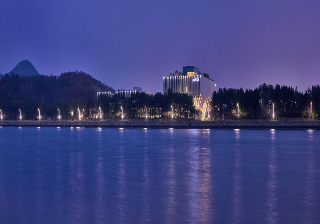 ▲Night view of Park1538 Gwangyang Promotion hall.