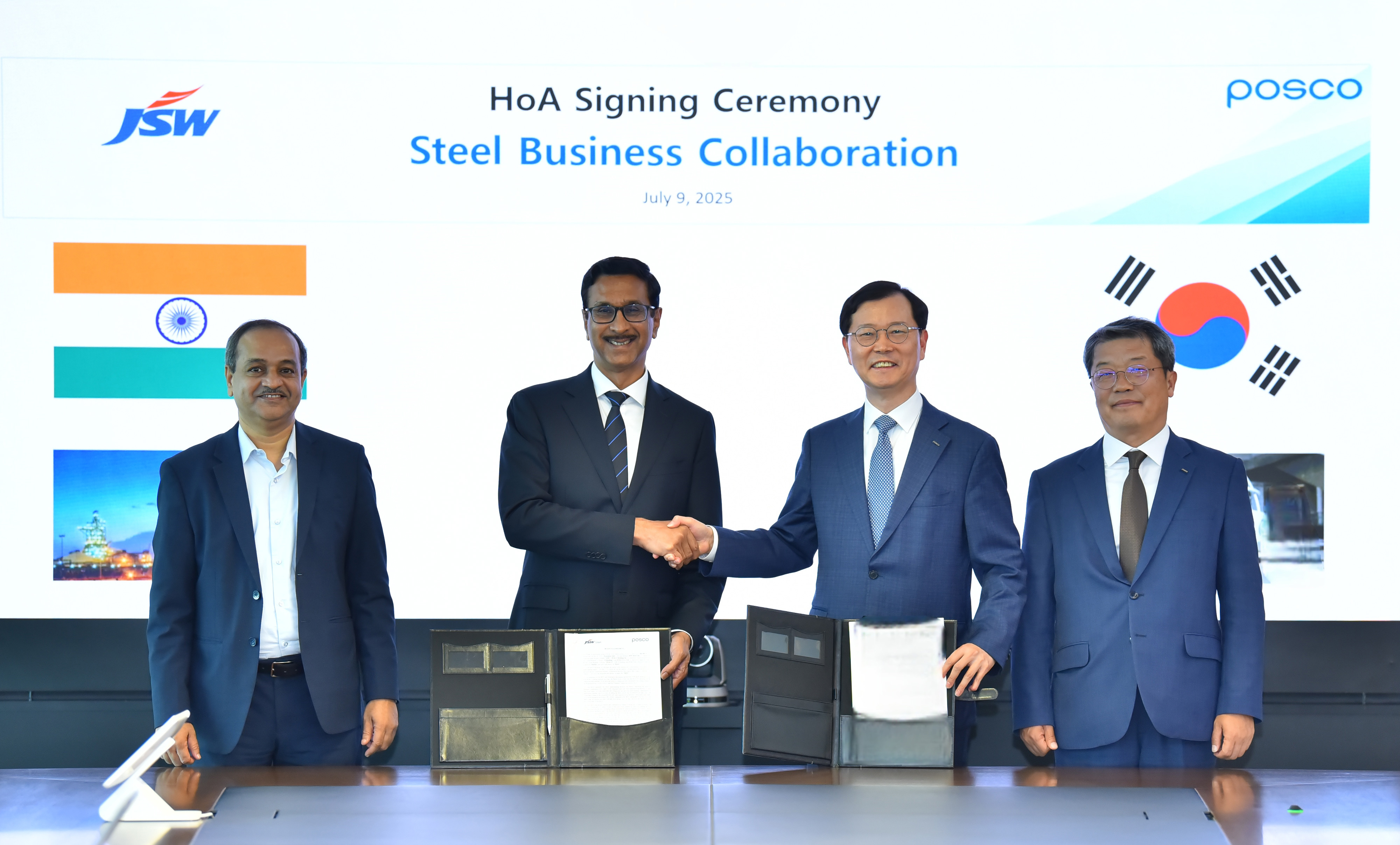  ▲ POSCO Group and JSW Group sign a Heads of Agreement (HoA) for business collaboration. From left: Arun Maheshwari, Director, JSW Group; Jayant Acharya, Joint Managing Director & CEO, JSW Steel; Lee Ju-tae, President, POSCO Holdings; and Shin Sung-won, Head of Corporate Strategy Division, POSCO.