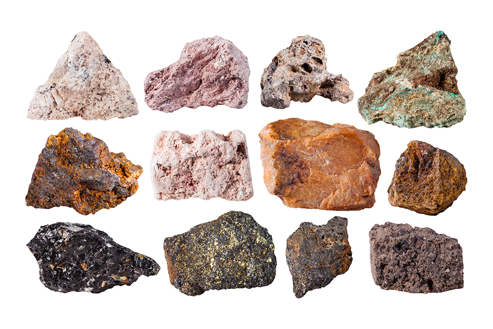 다양한 종류의 광물들 모양