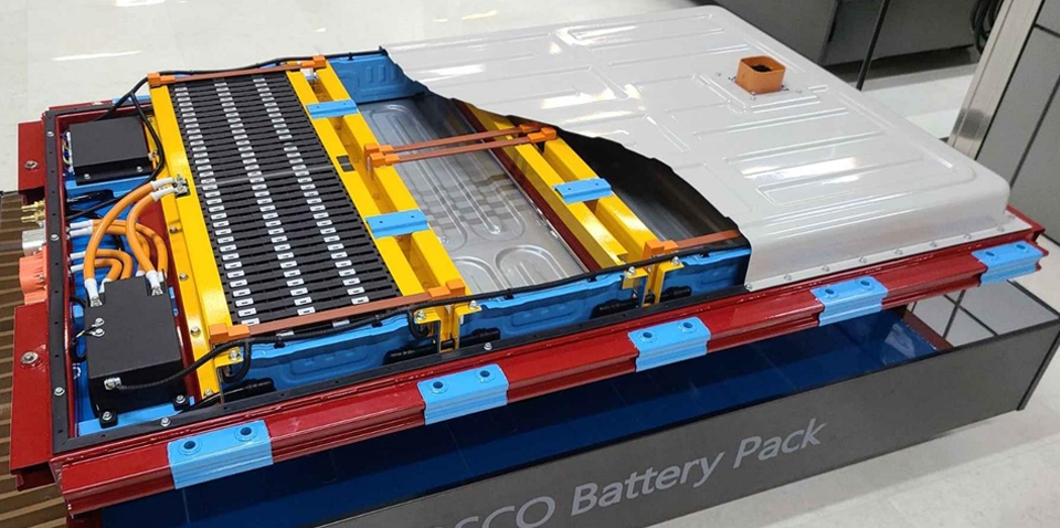 전기자동차에 들어가는 배터리팩의 모습.