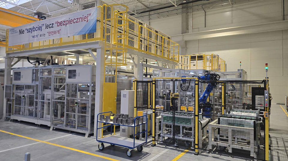 포스코인터내셔널 구동모터코어 폴란드 공장 내부사진