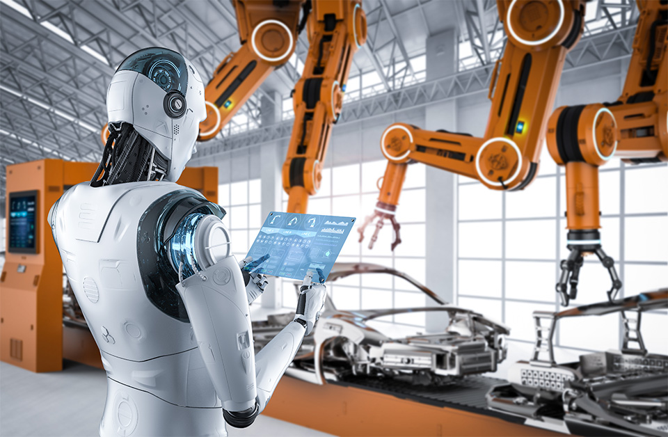 휴머노이드 로봇이 태블릿을 보고 있고, 자동차 제조 현장에 로봇팔이 조립하고 있는 모습의 이미지